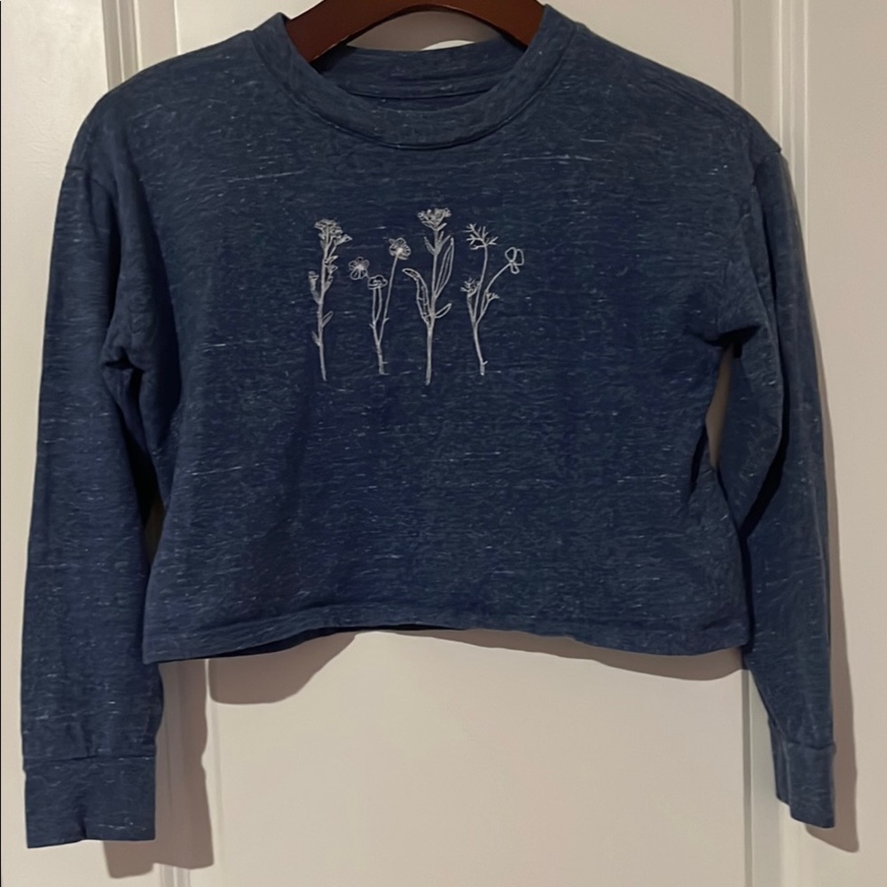 Blue Cropped Sweatshirt with Floral Design